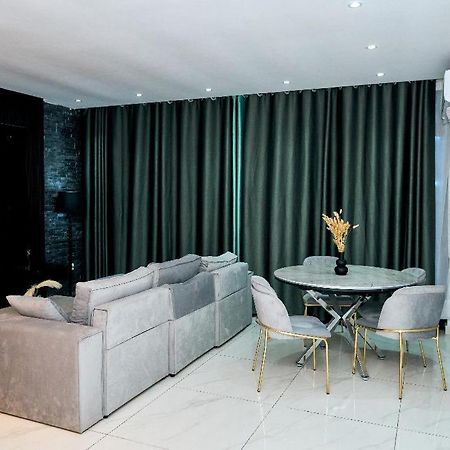 Aparthotel Reddington By Jvte à Douala Extérieur photo
