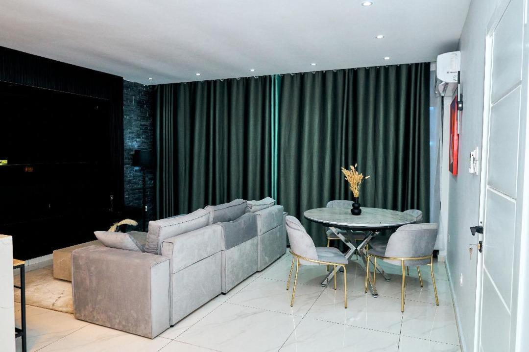 Aparthotel Reddington By Jvte à Douala Extérieur photo